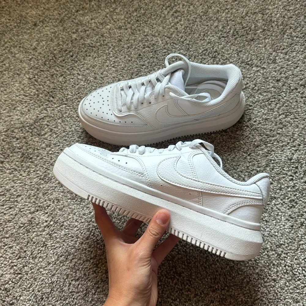Nike White Women's Sneakers